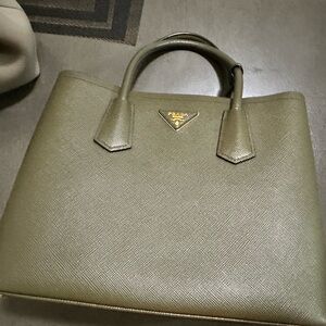 Prada Double Bag Medium - Authentic
